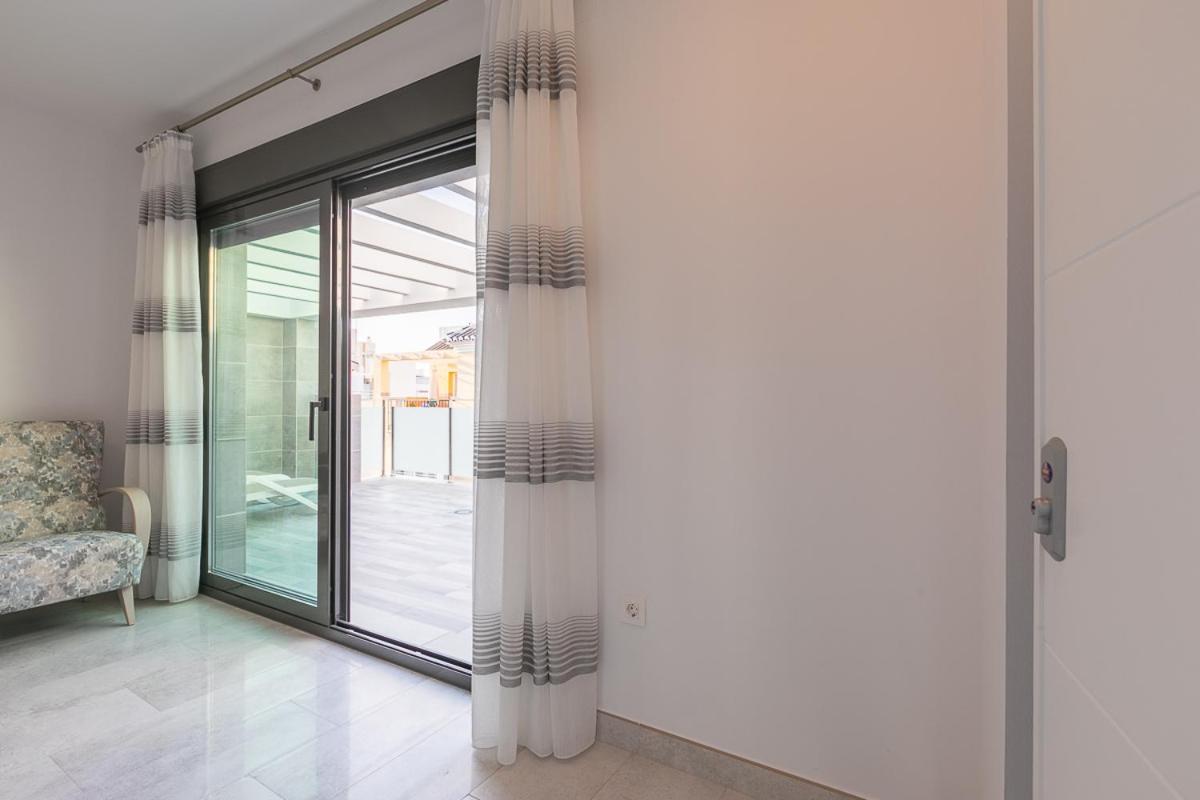 Apartamentos Guerrero 3 Torre Del Mar Eksteriør billede