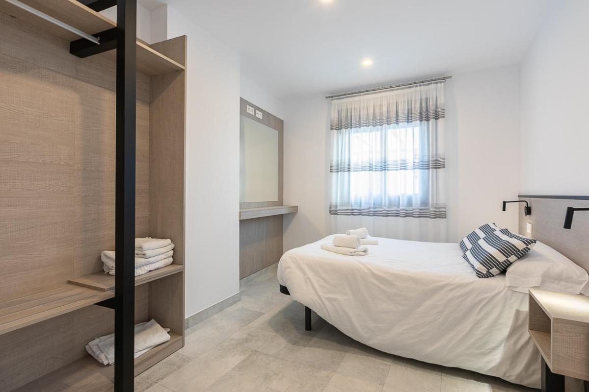 Apartamentos Guerrero 3 Torre Del Mar Eksteriør billede