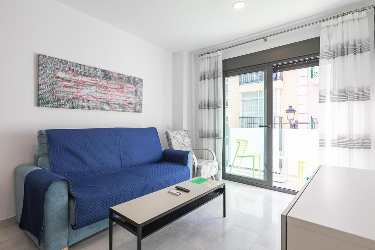 Apartamentos Guerrero 3 Torre Del Mar Eksteriør billede
