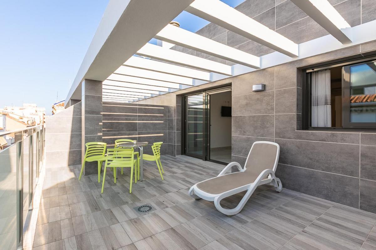 Apartamentos Guerrero 3 Torre Del Mar Eksteriør billede